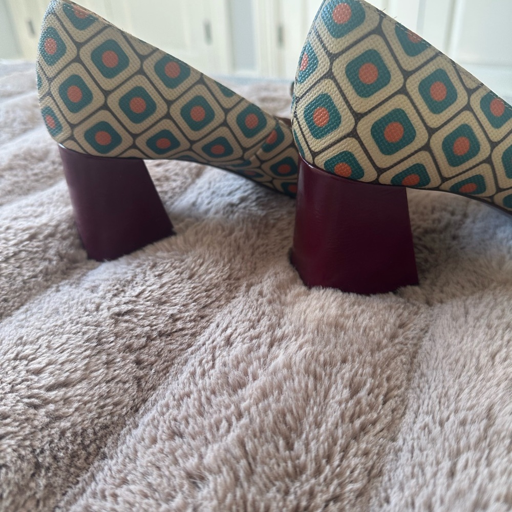 Chie Mihara Geometric Patterned Heels - Green and Red - Picture 7 of 11